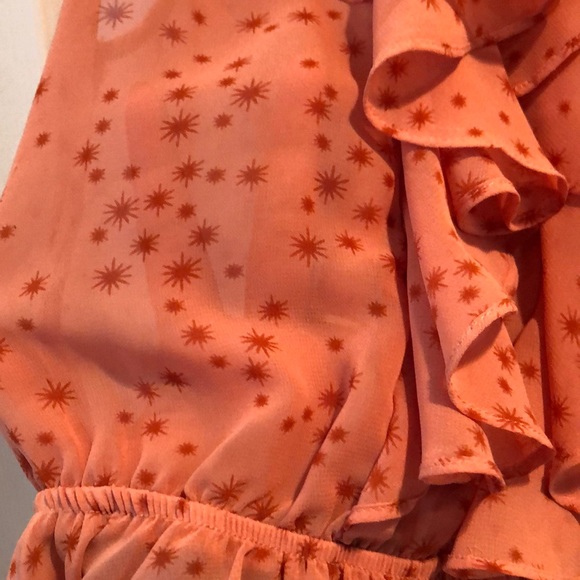 Forever 21 Ruffle Top - Picture 4 of 4